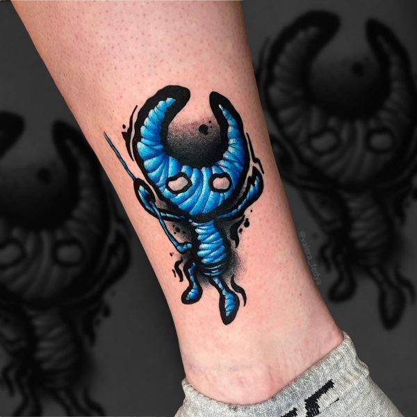 tatouage par Valery Reutov artiste résident au studio de tatouage de Clermont-Ferrand Noire Ink